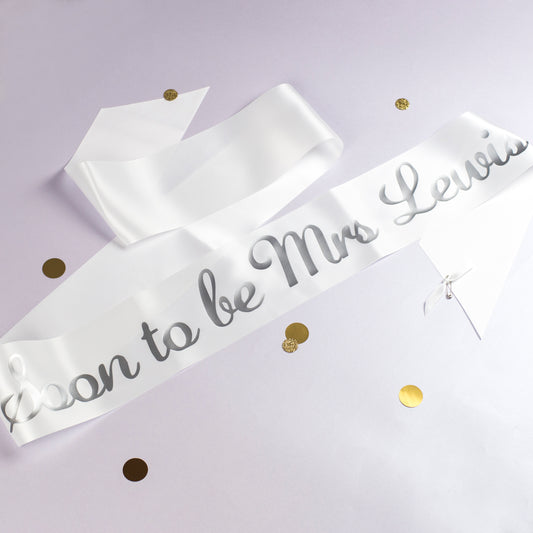 Personalised Elegant Script 'Bride to be' Sash